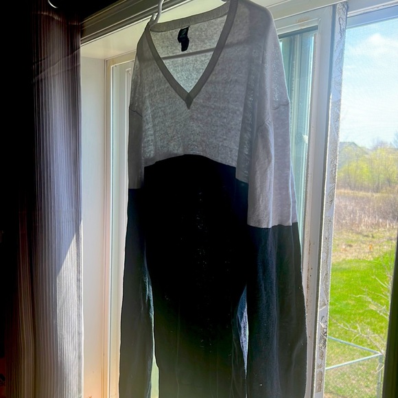 Men’s large Adidas Silver collection with silver metal tag - Picture 1 of 4